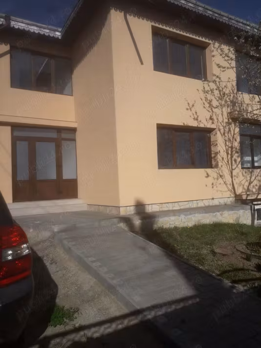 Casă Humulesti