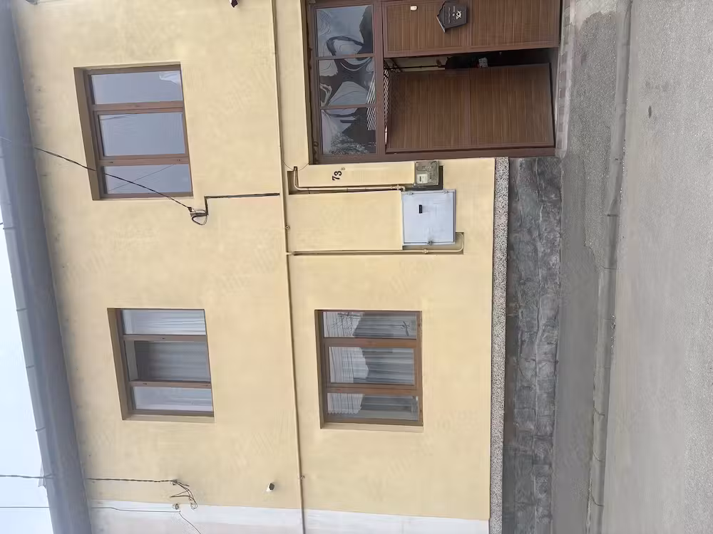 Casă de vânzare în Lugoj sau schimb cu casa la sat