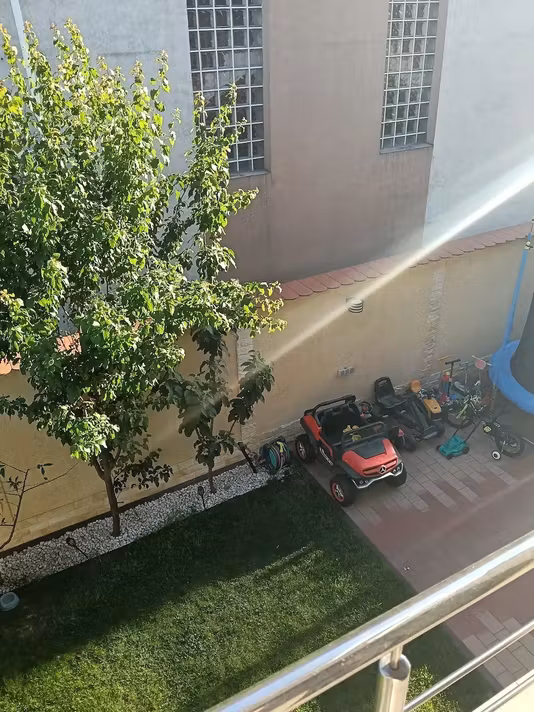 Casă Popesti-Leordeni