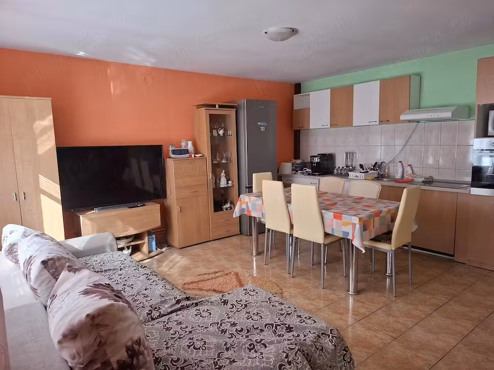 Vand apartament 4 camere in casa cu mansarda in Oradea, Simion Bărnuțiu, zona centrală