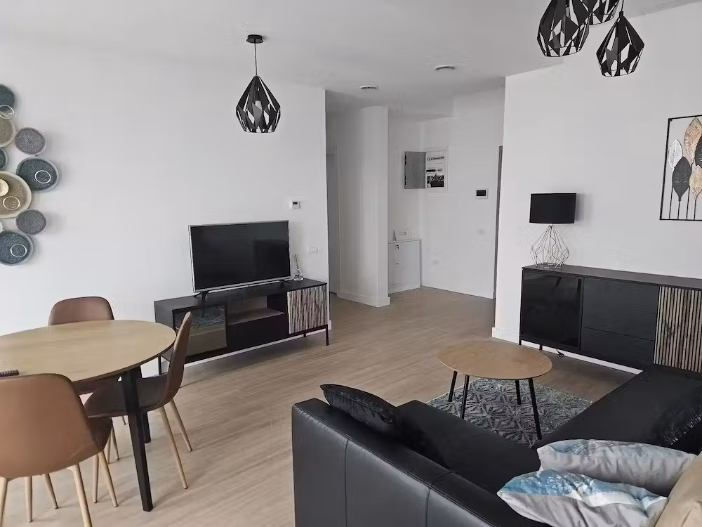 Apartament de 2 camere Petrom City, sector 1