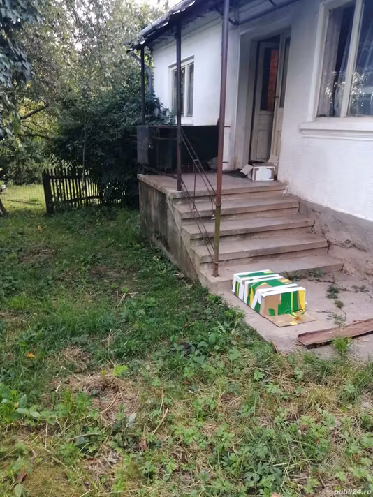 Casă Oprisesti