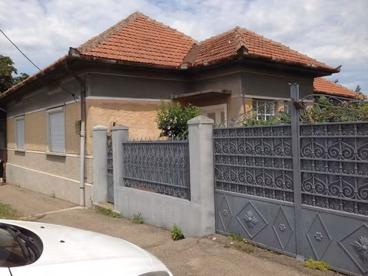 Casă Buzias