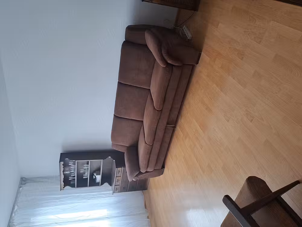 Apartament 2 camere de inchiriat Bucuresti Sector 4 Str Huedin