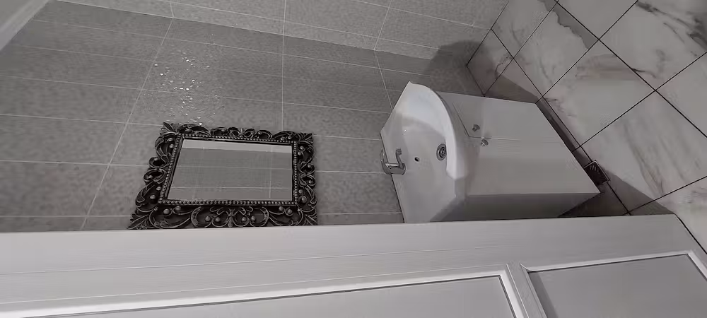Vând apartament spațiu comercial