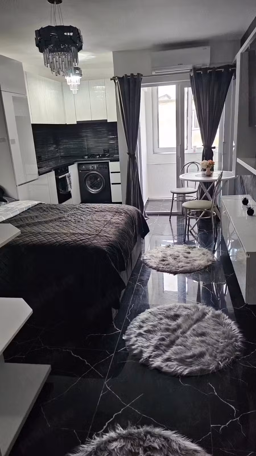 Închiriez garsonieră Fetești pe termen lung sau regim hotelier