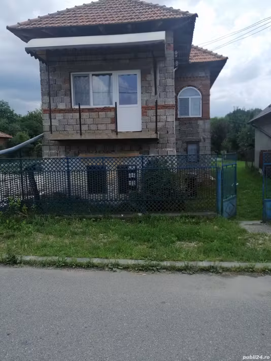 Casă Campulung