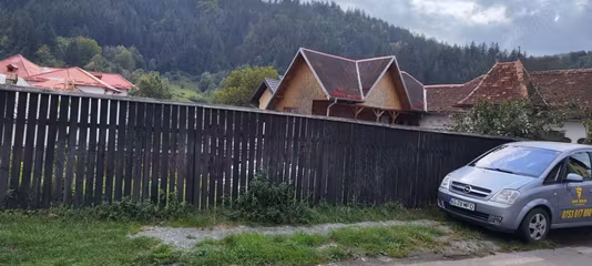 Casă Rucar