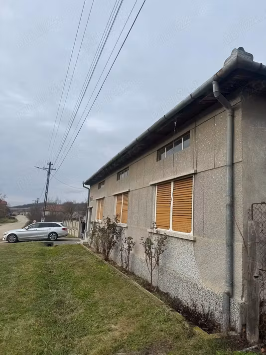 Casă Ciresu
