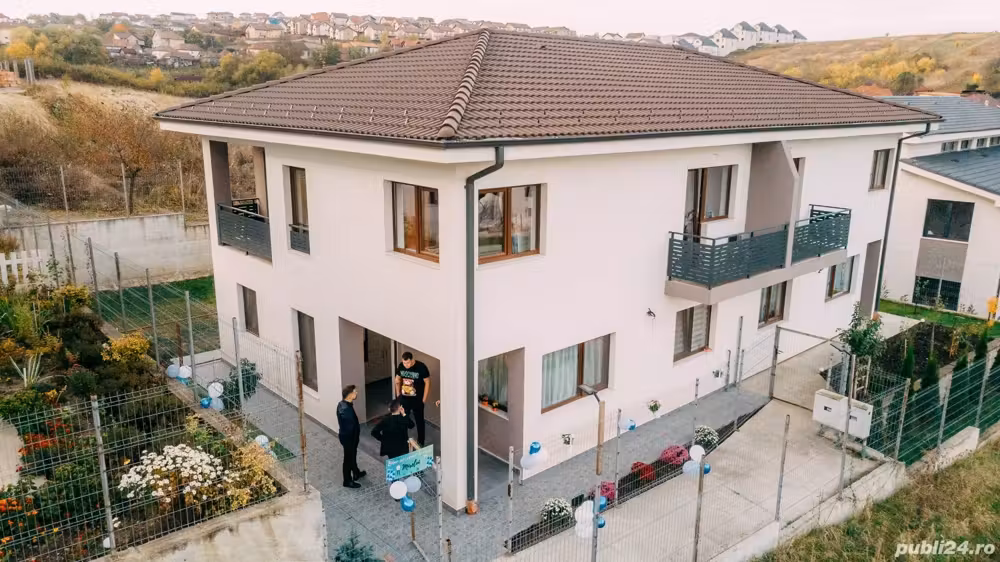 Casă tip duplex P+1, 102 mp, Dezmir, aproape de stația de autobuz