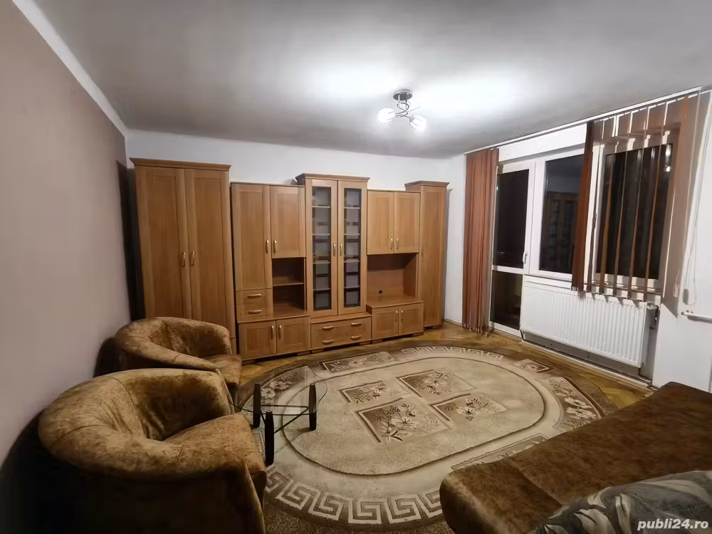 Zona Balcescu- UVT, centrala proprie, decomandat, ideal studenți