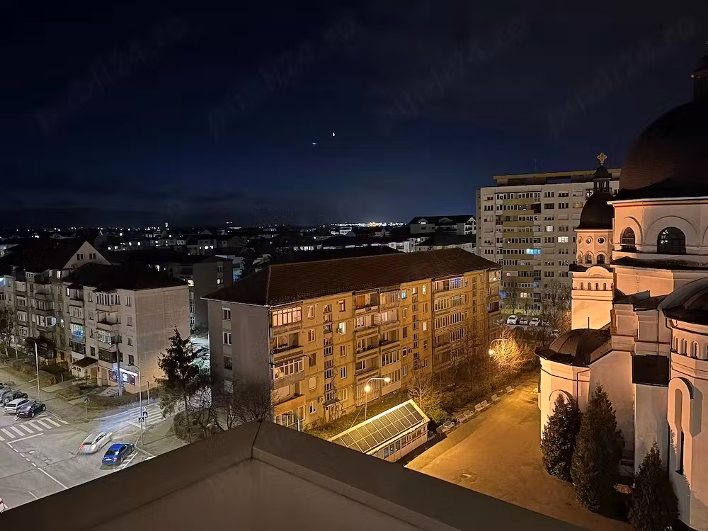 Apartament cu 2 camere total decomandat pe Bulevardul Mihai Viteazul lângă Catedrala