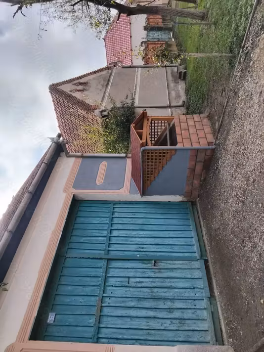 Casă Cladova