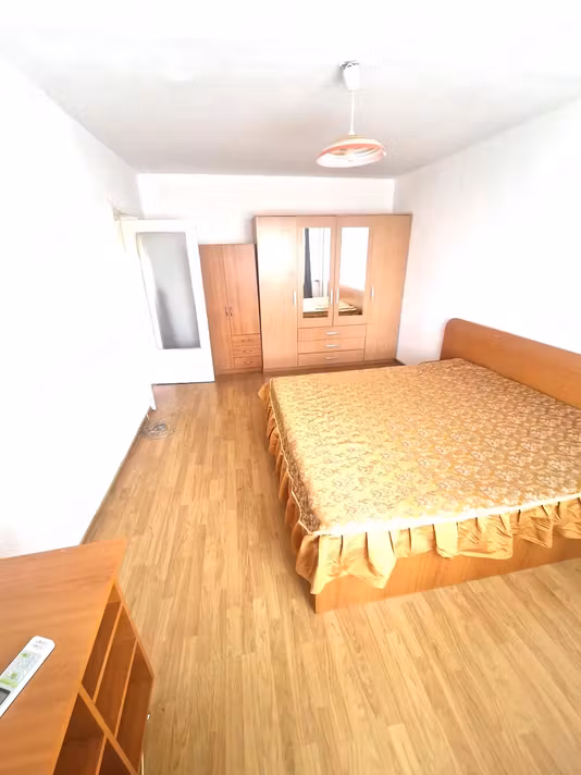Apartament Militari