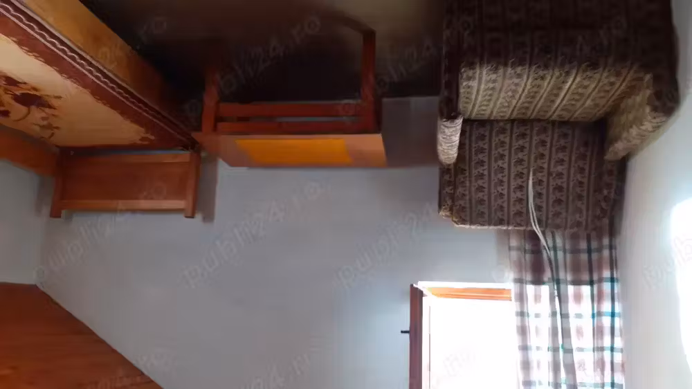 cameră de închiriat