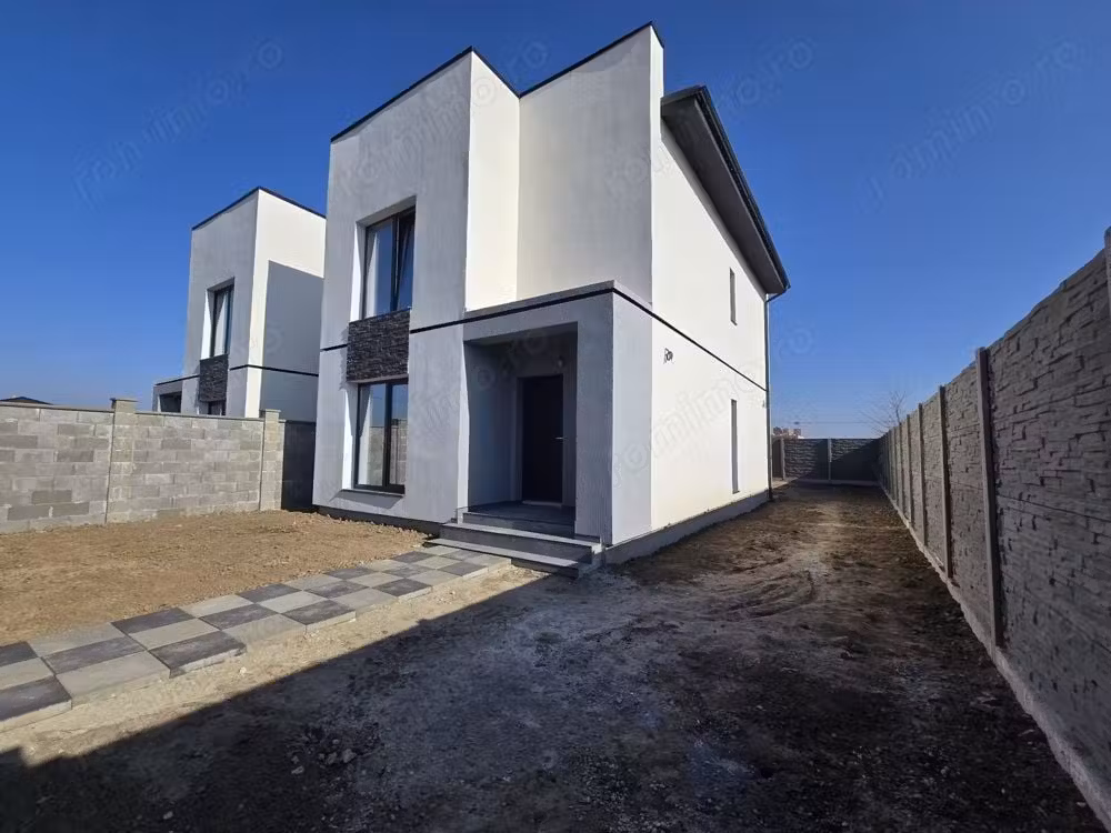 Casă · 4 camere · 110 m², Giroc, giroc