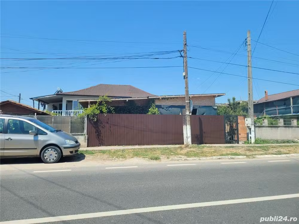 Casă · 2 camere · 81 m², 2 Mai, Mangalia