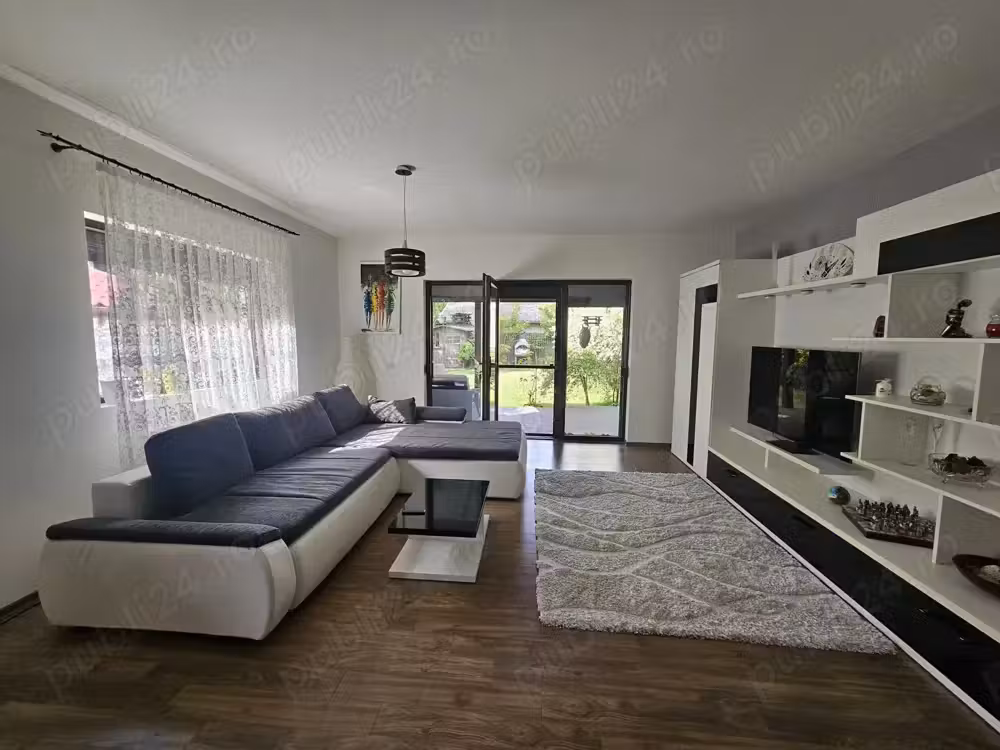 Duplex deosebit, P+E, 133 mp utili, teren 350 mp, foarte bine poziționat, Dumbrăvița, comision 0%