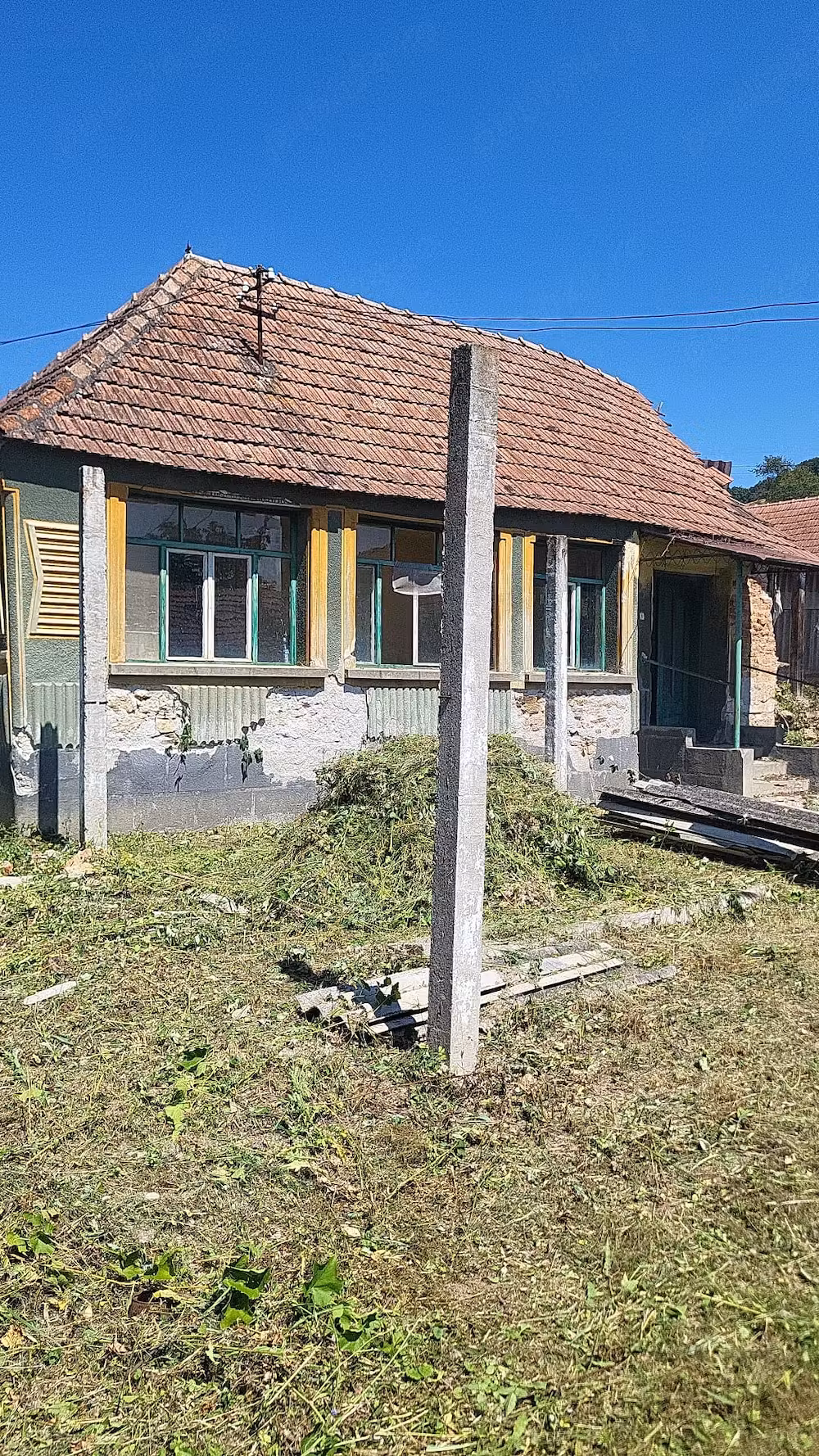 Vand casa in satul Raplotel comuna Raportul Mare!