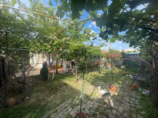 Casă Sector 3