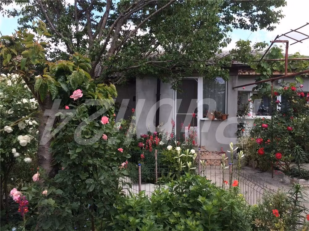 Casa Ovidiu, 4 camere, 120.000 eur, negociabil