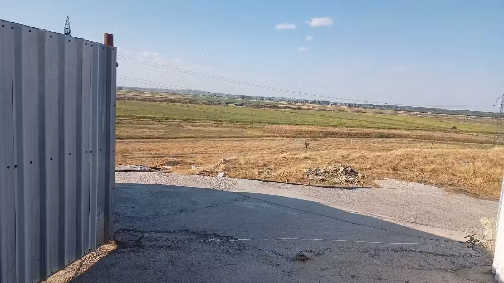Casă · 2 camere · 250 m², Pisc, Brăila