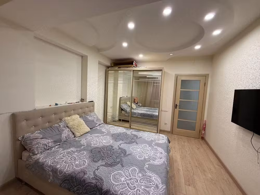 Garsoniera de inchiriat in zona Dristor