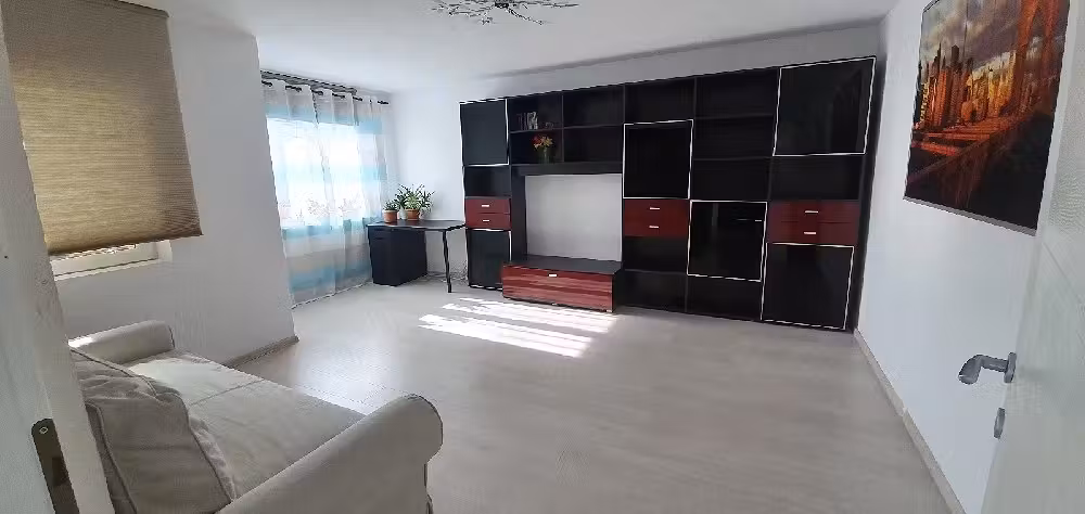 proprietar inchiriez apartament 2 camere