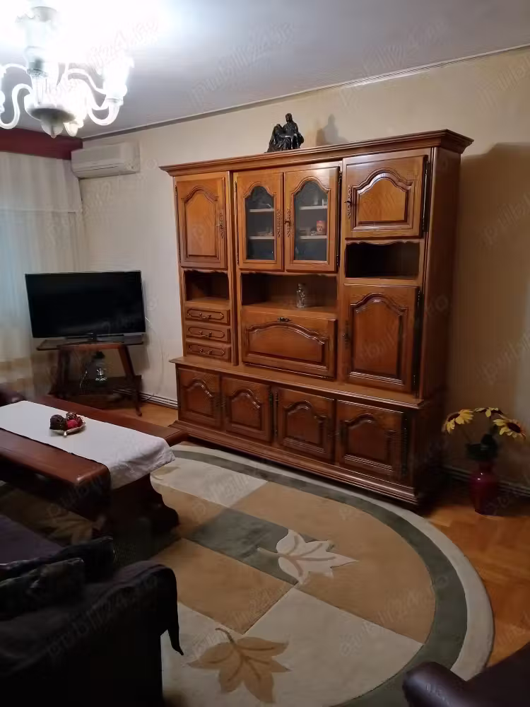 URGENT vand ap. 3 camere