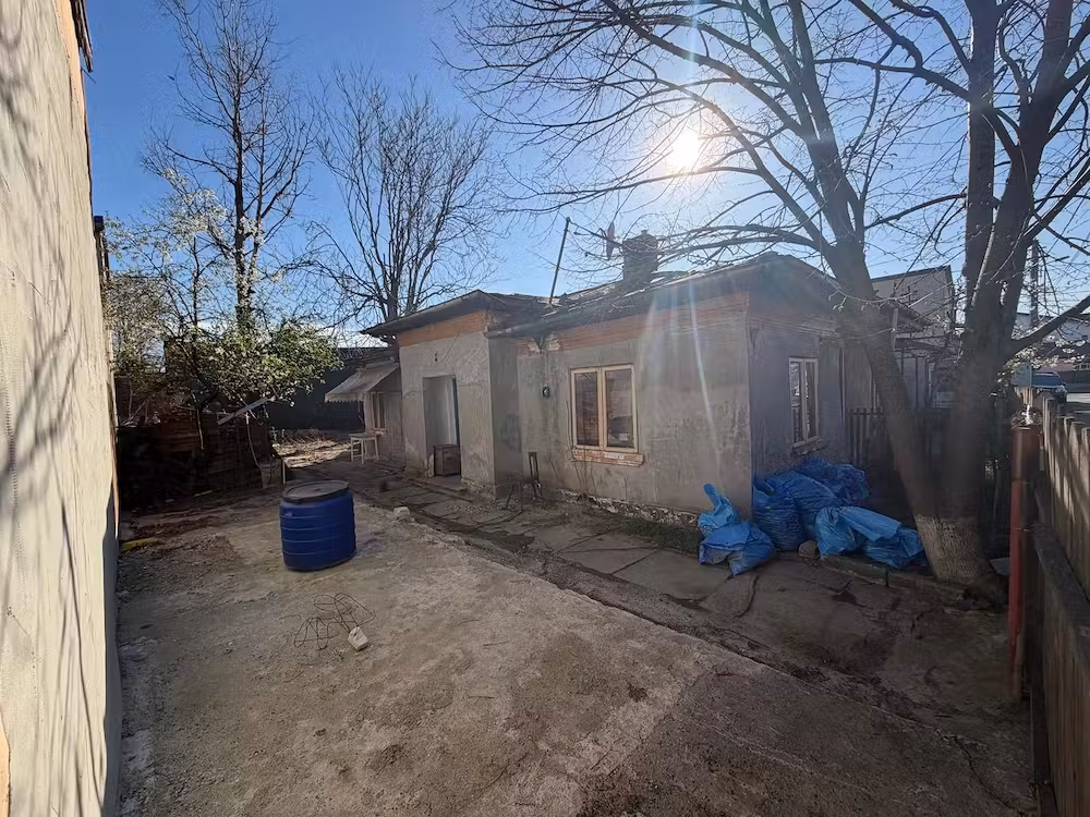 Casă · 3 camere · 54 m², Sector 5, București