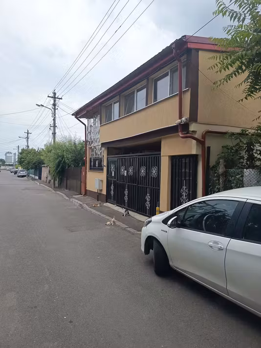 Casă Soseaua giurgiului