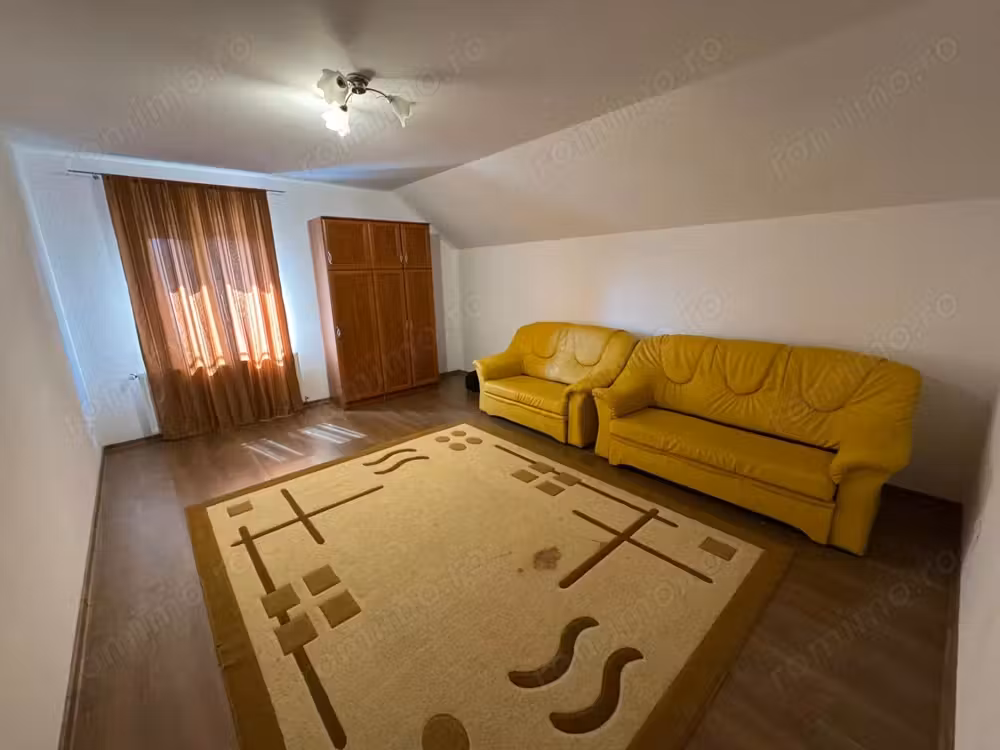 Apartament spațios cu 3 camere de vânzare Ghiroda- 5347