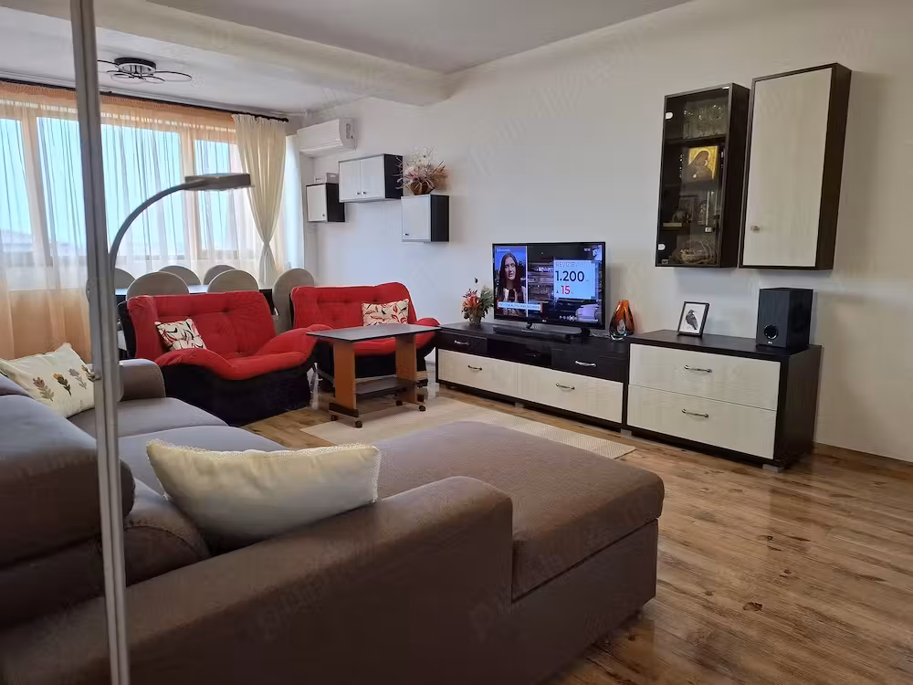 Particular, vand apartament duplex, 129 mp, 3 dormitoare si living, Cartierul Verde, Bragadiru