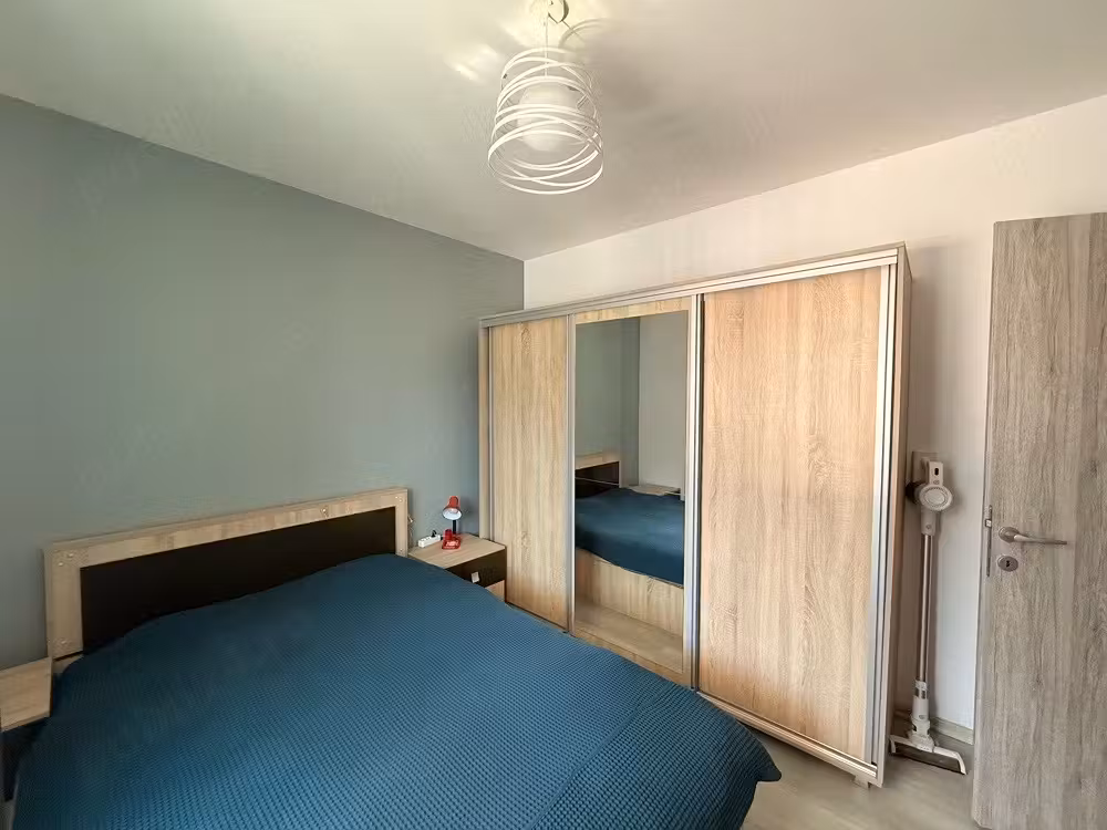 apartament de inchiriat bloc nou