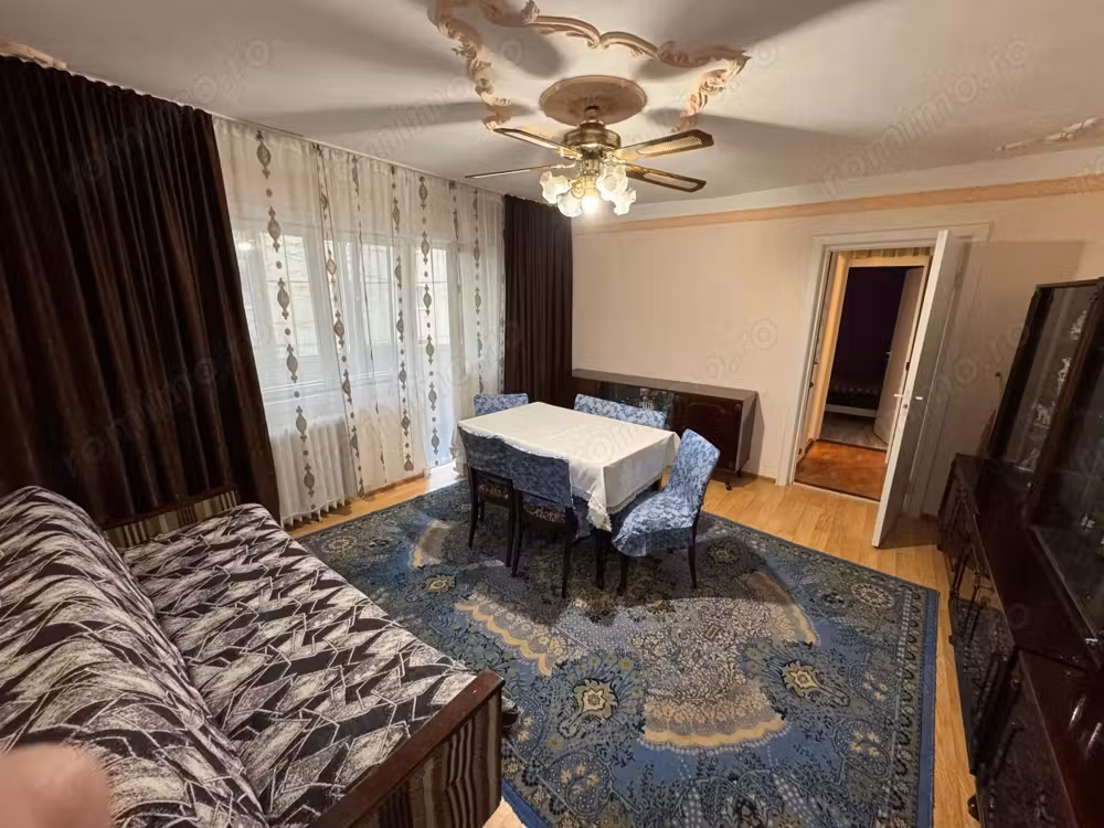 Apartament cu 3 camere - Lipovei