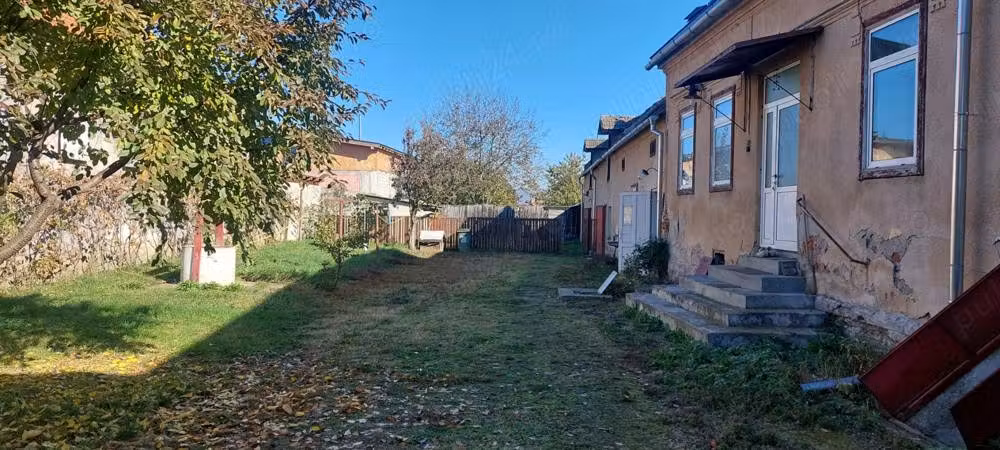 Casă · 5 camere · 172 m², Bod, bod