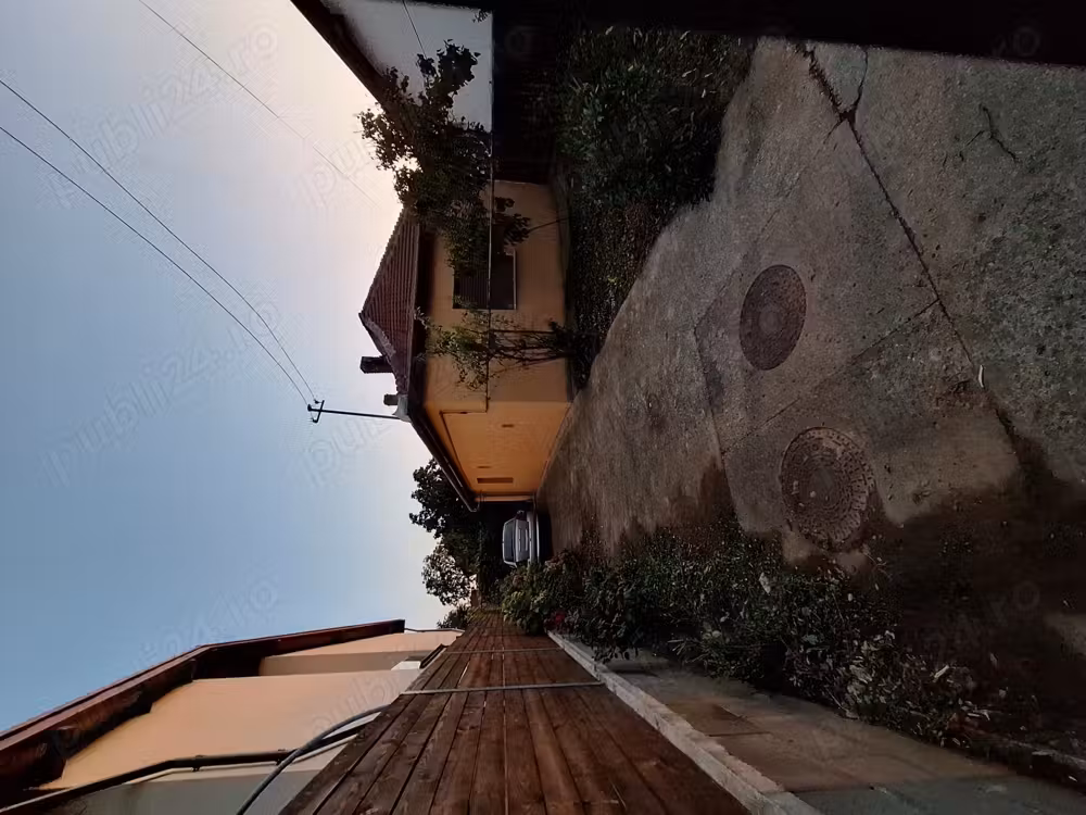 Casa Str. Liviu Rebreanu, zona Titulescu