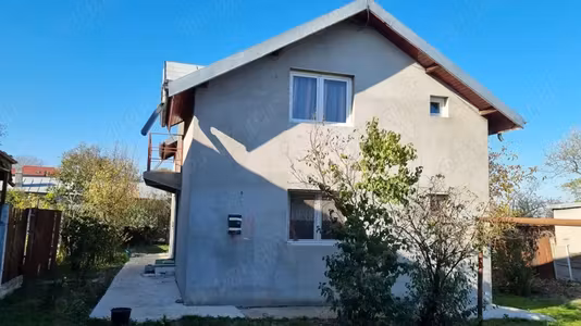 Casă Glina