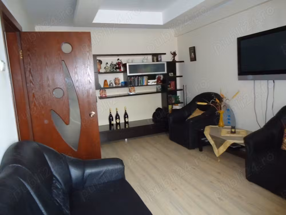 Ap.2 camere decomandat metrou Nicolae G.