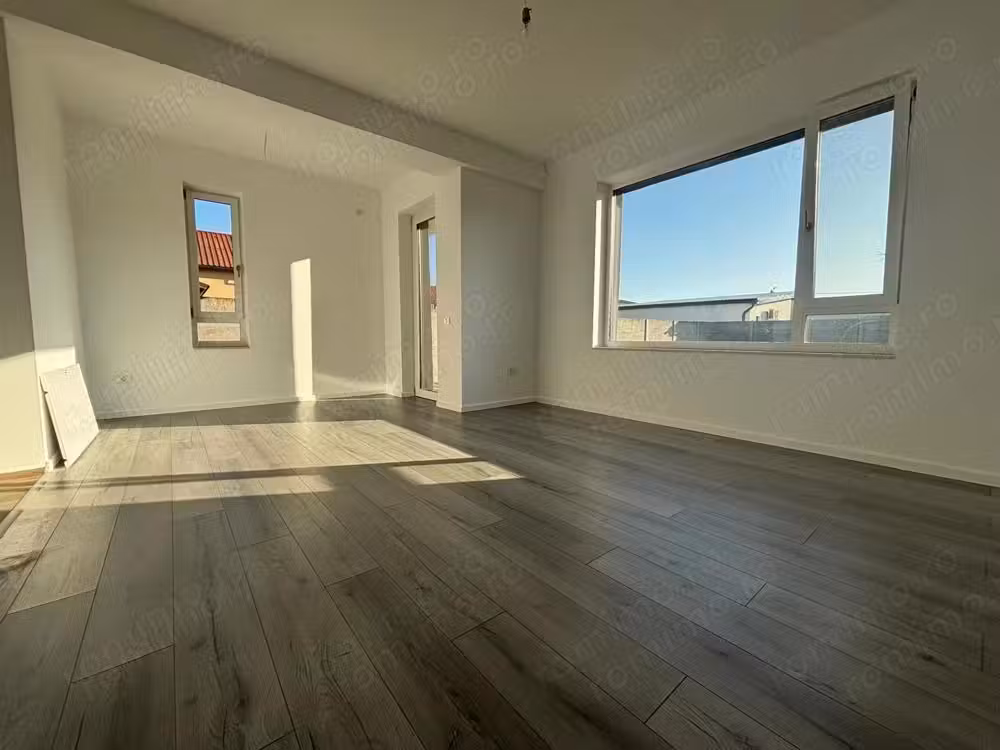 Duplex pe Parter. Compartimentare eficienta. Toate utilitatile.