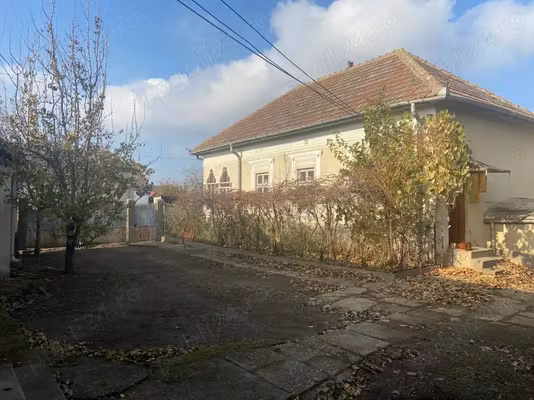 Casă Maglavit