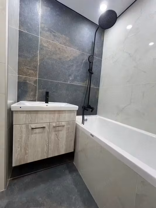 Garsonieră Astra