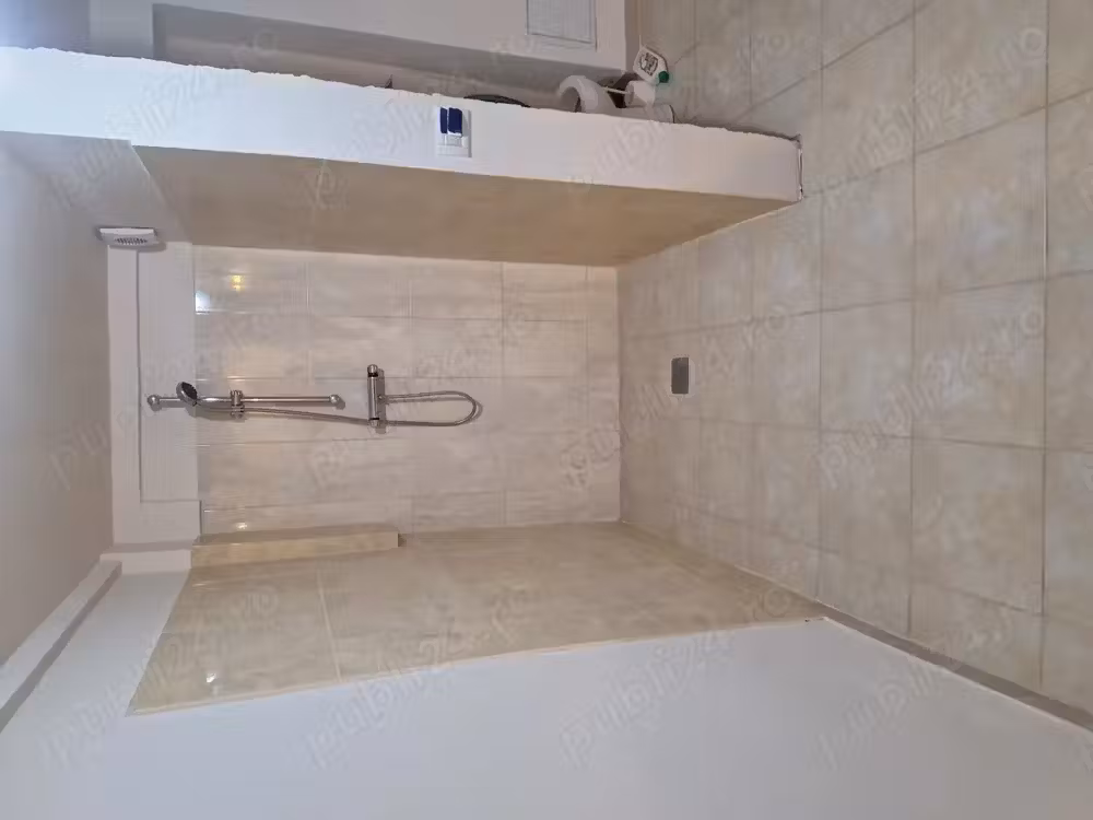 Apartament de închiriat