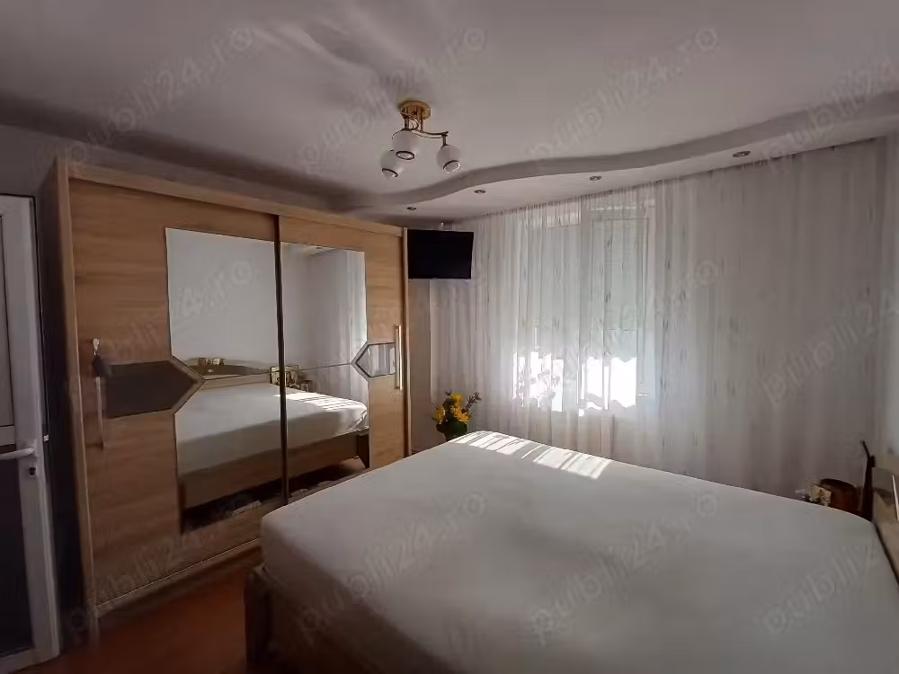 Apartament 4 camere
