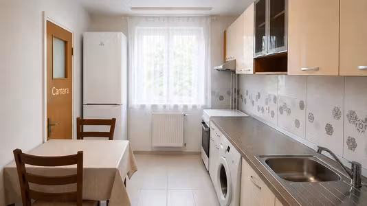 Apartament Titan - Ozana