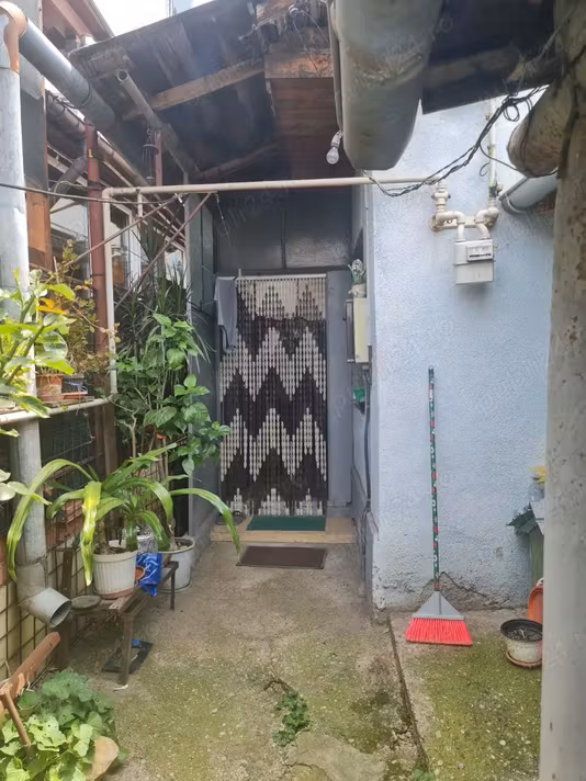 Casă PACURETI