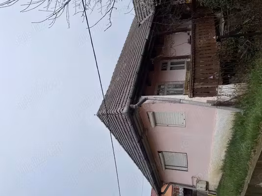 Casă Lunca