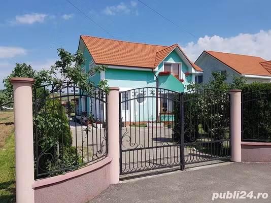 Casă Alesd
