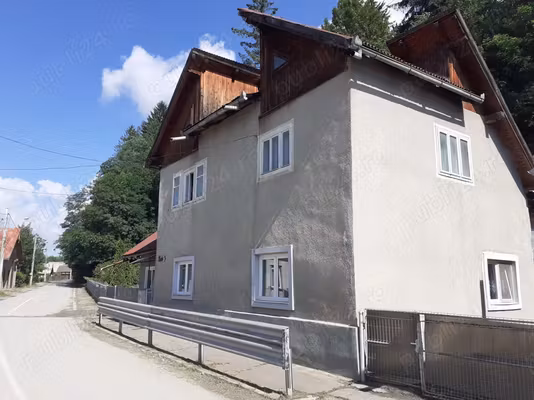 Casă Campulung Moldovenesc