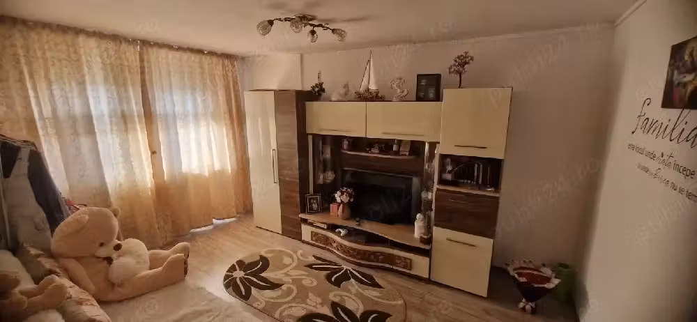 Apartament 2 Camere strada Garii bloc Santa Catalina